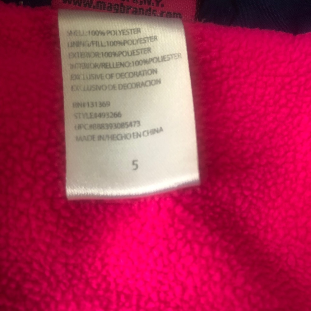 Hello Kitty puffer coat - Picture 3 of 6
